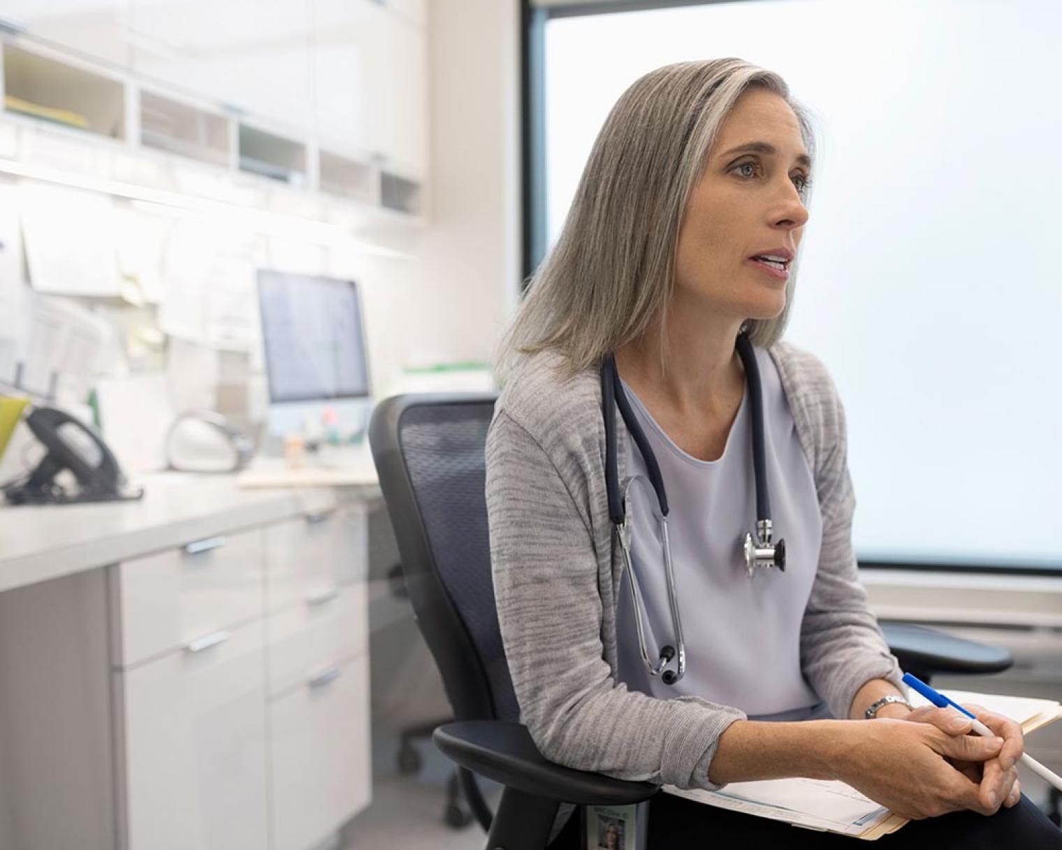 Diagnosing pulmonary fibrosis